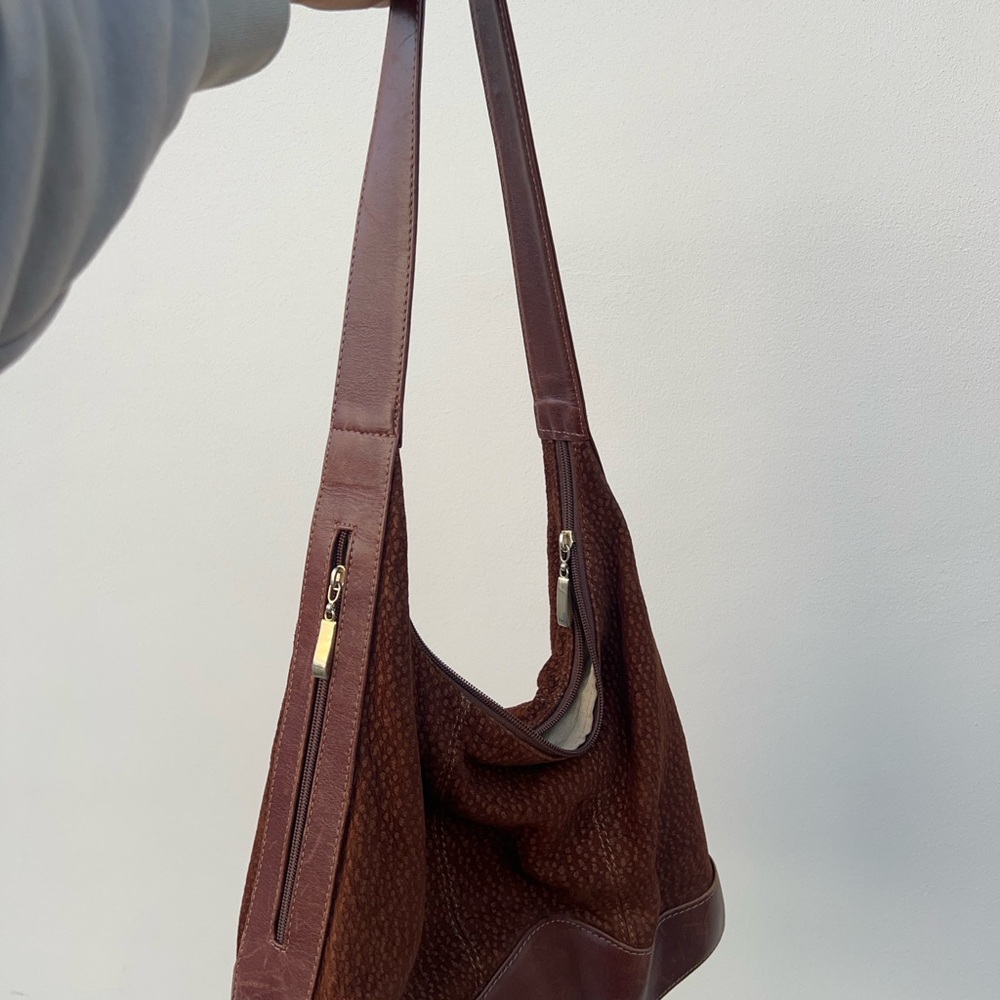 Elegant Brown Leather Shoulder Bag